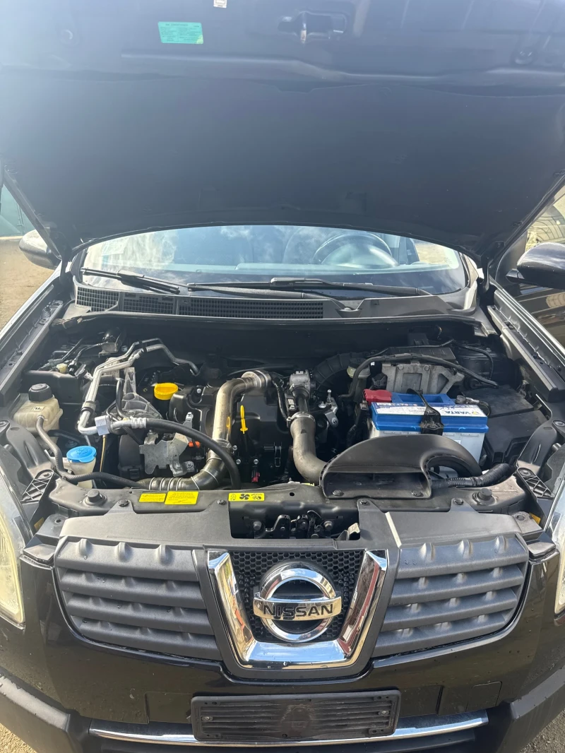 Nissan Qashqai, снимка 8 - Автомобили и джипове - 53417629