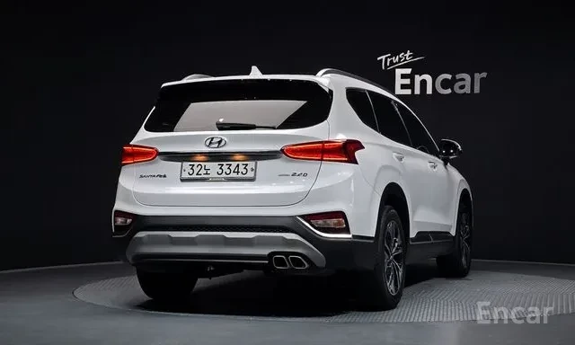 Hyundai Santa fe TM 2.2CDI * 4WD * 7 МЕСТА * 73К КМ * ВСИЧКИ ЕКСТРИ, снимка 3 - Автомобили и джипове - 55232056