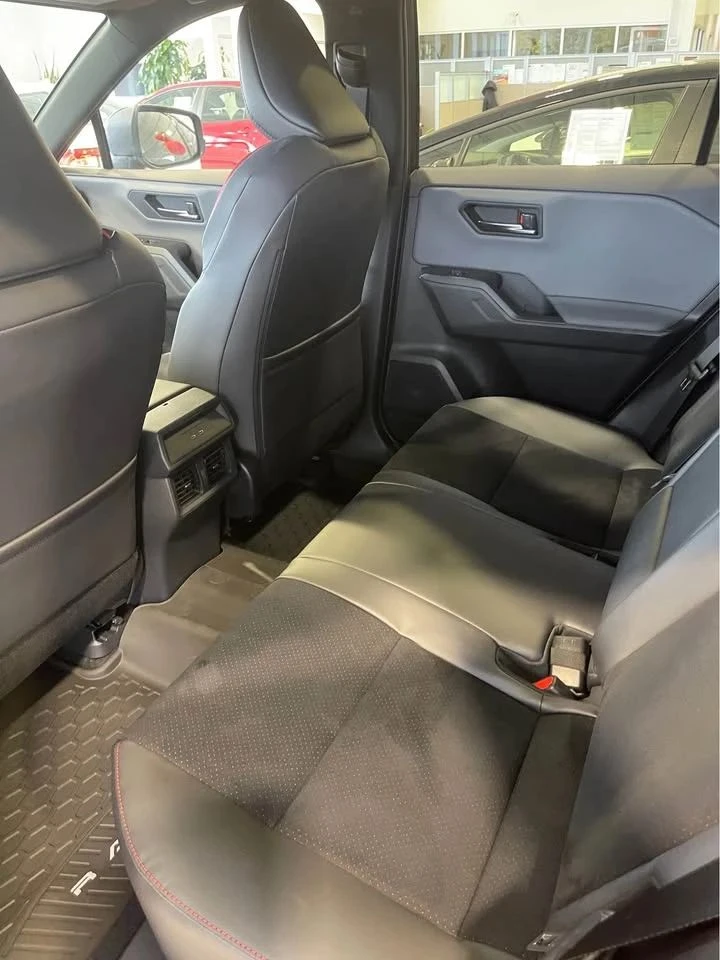 Toyota Rav4, снимка 5 - Автомобили и джипове - 56737711