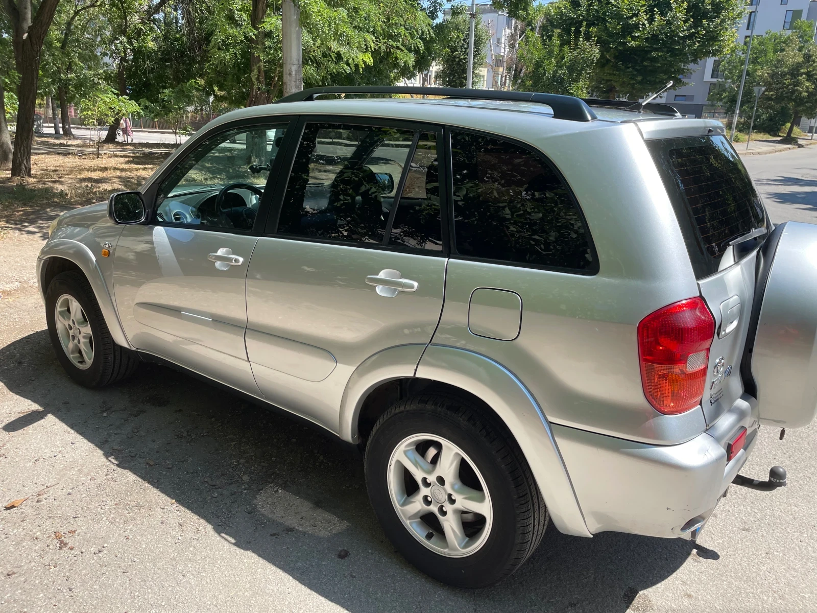 Toyota Rav4  - изображение 4