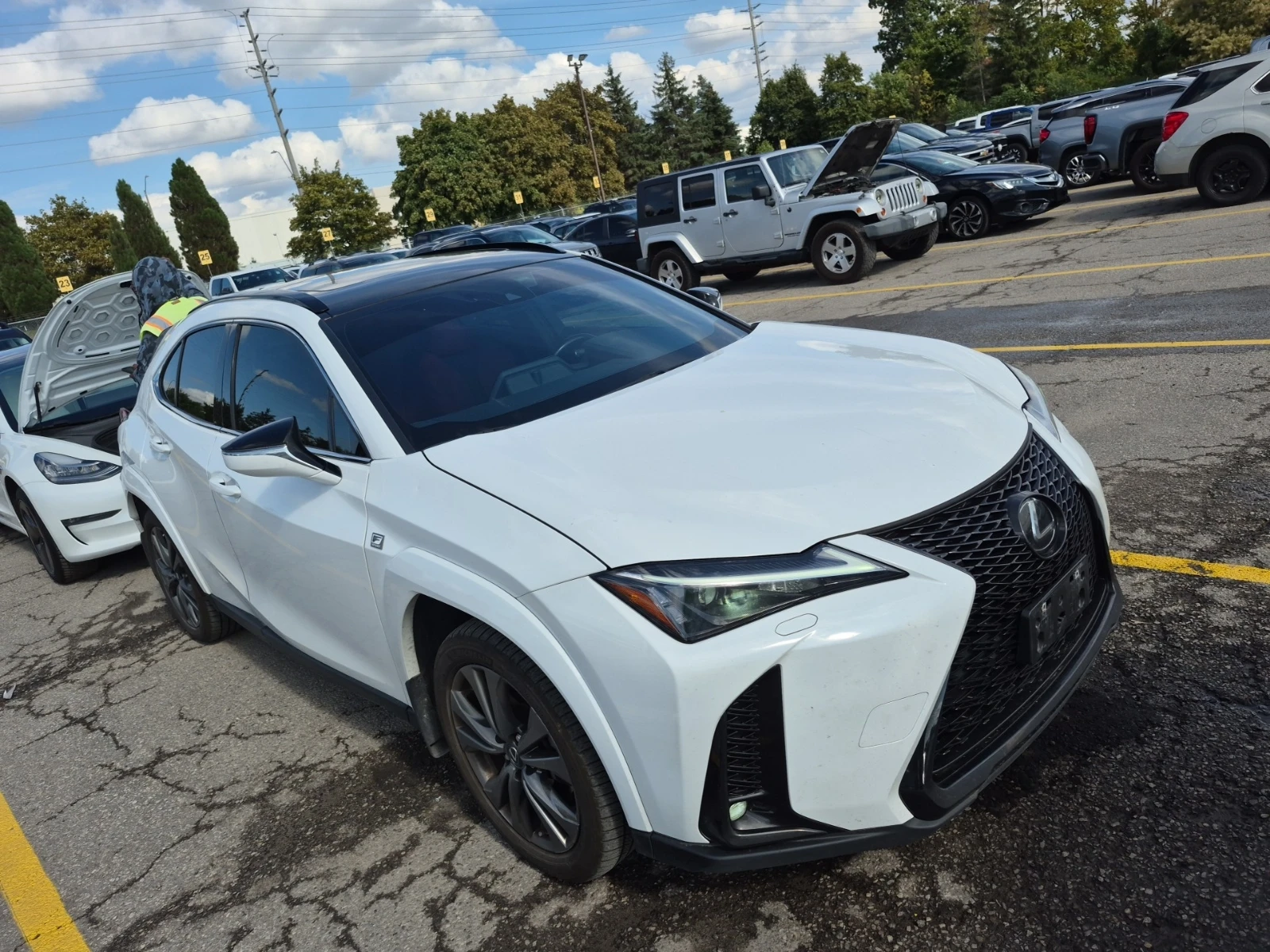 Lexus UX 250h * АвтоКредит*  - изображение 2