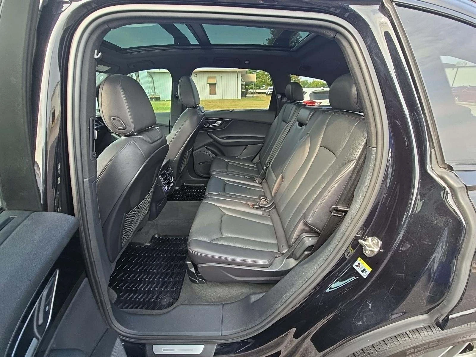 Audi Q7 Prestige * ЦЕНА ДО БЪЛГАРИЯ* (CARFAX) - изображение 7