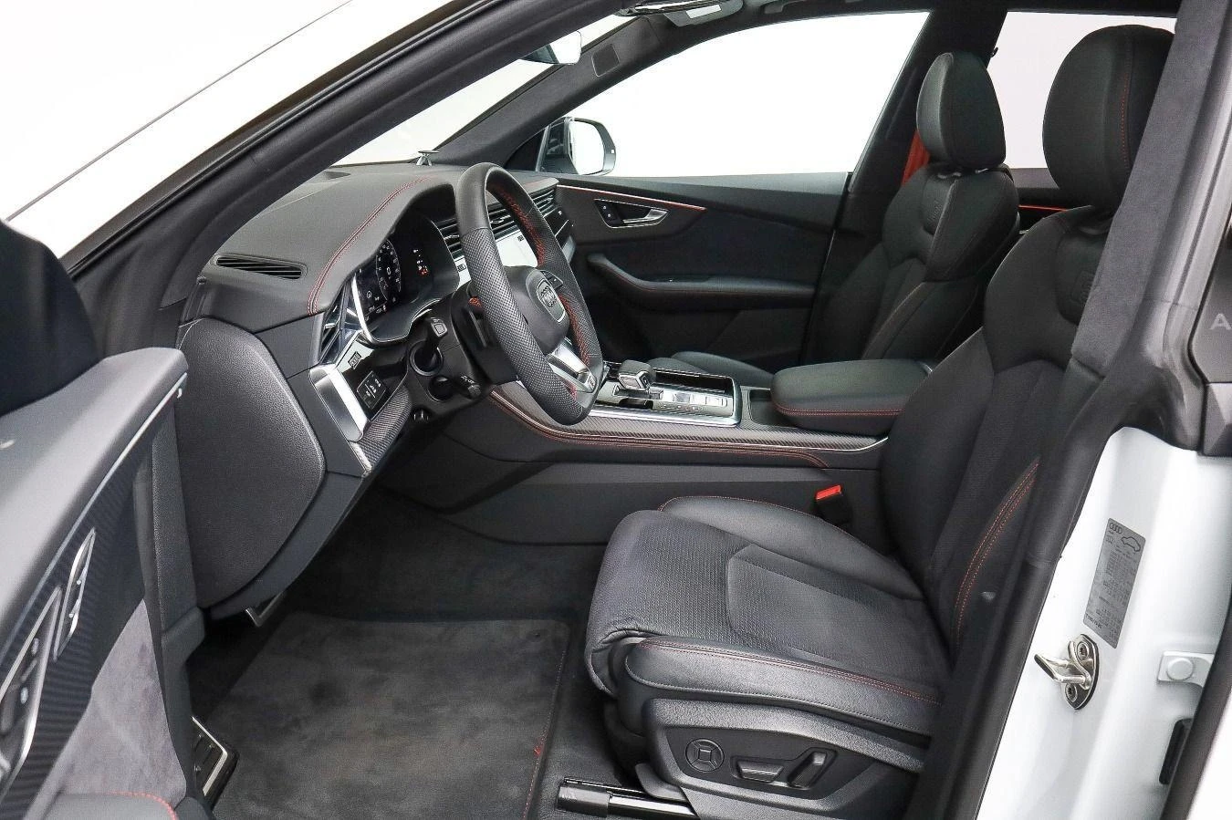 Audi Q8 55 TFSI/FACELIFT/S-LINE/B&O 3D/PANO/MATRIX/360/ - изображение 8