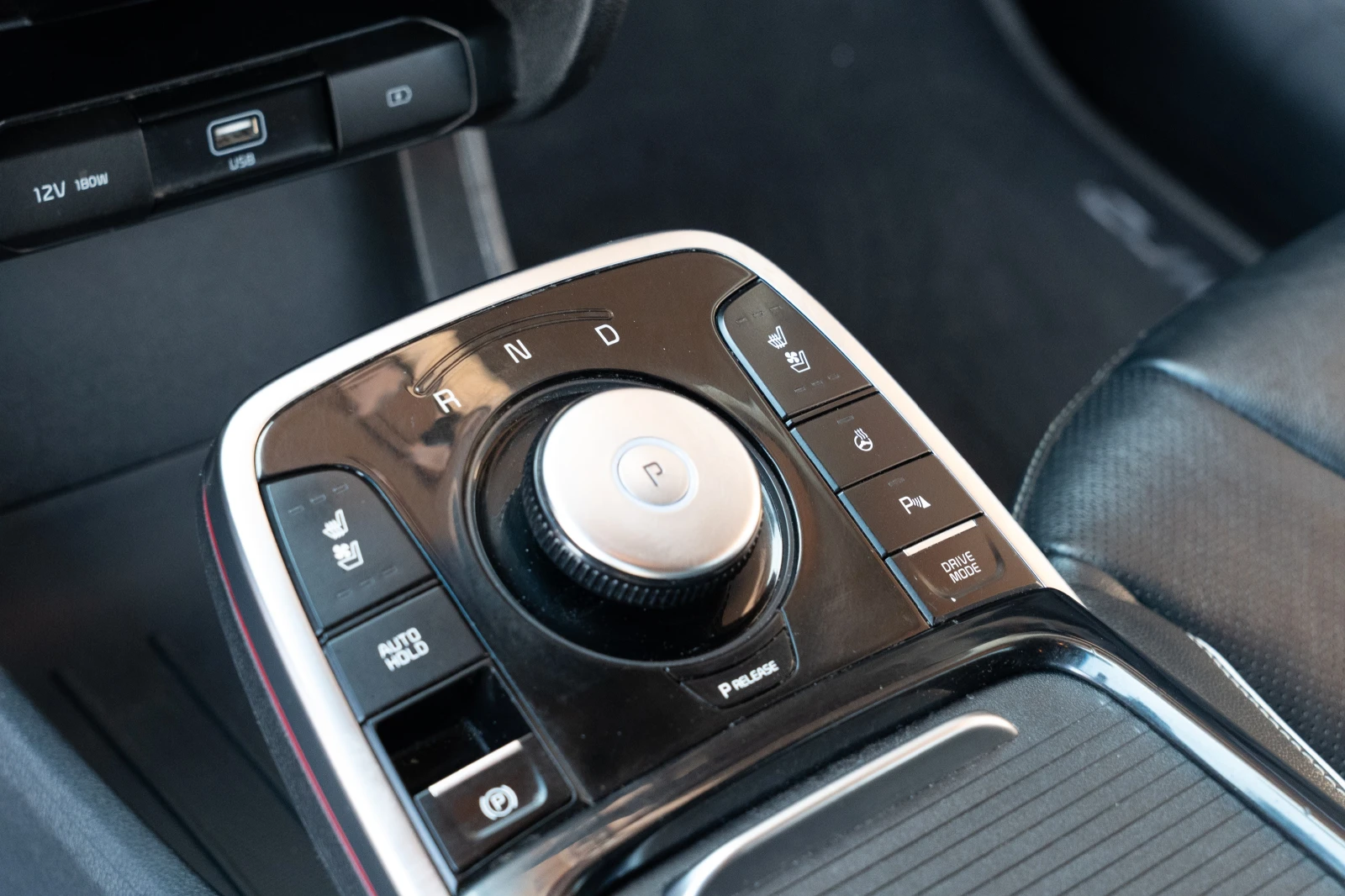 Kia Niro 64kWh ExecutiveLine Термопомпа SOH100%, снимка 6 - Автомобили и джипове - 53848601