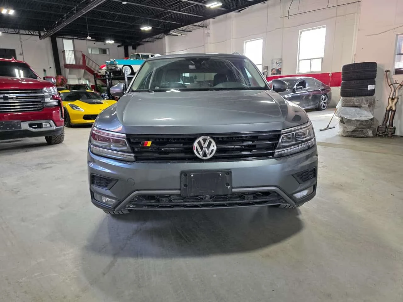 VW Tiguan Highline | ПОДГРЕВИ | ПАНОРАМА | KEYLESS | CARFAX, снимка 3 - Автомобили и джипове - 54009361
