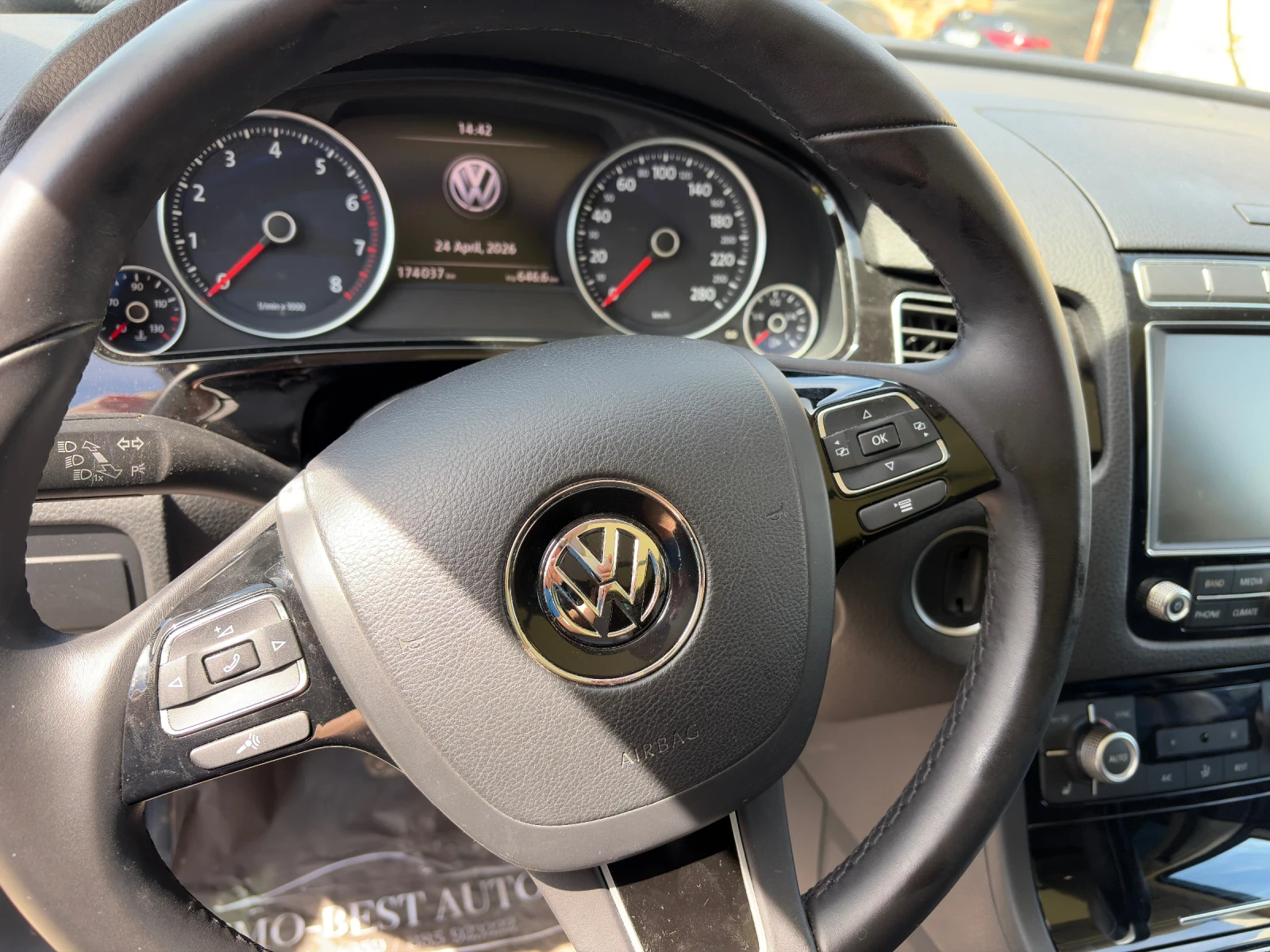 VW Touareg 3, 6 БАРТЕР ЛИЗИНГ, снимка 6 - Автомобили и джипове - 54304917