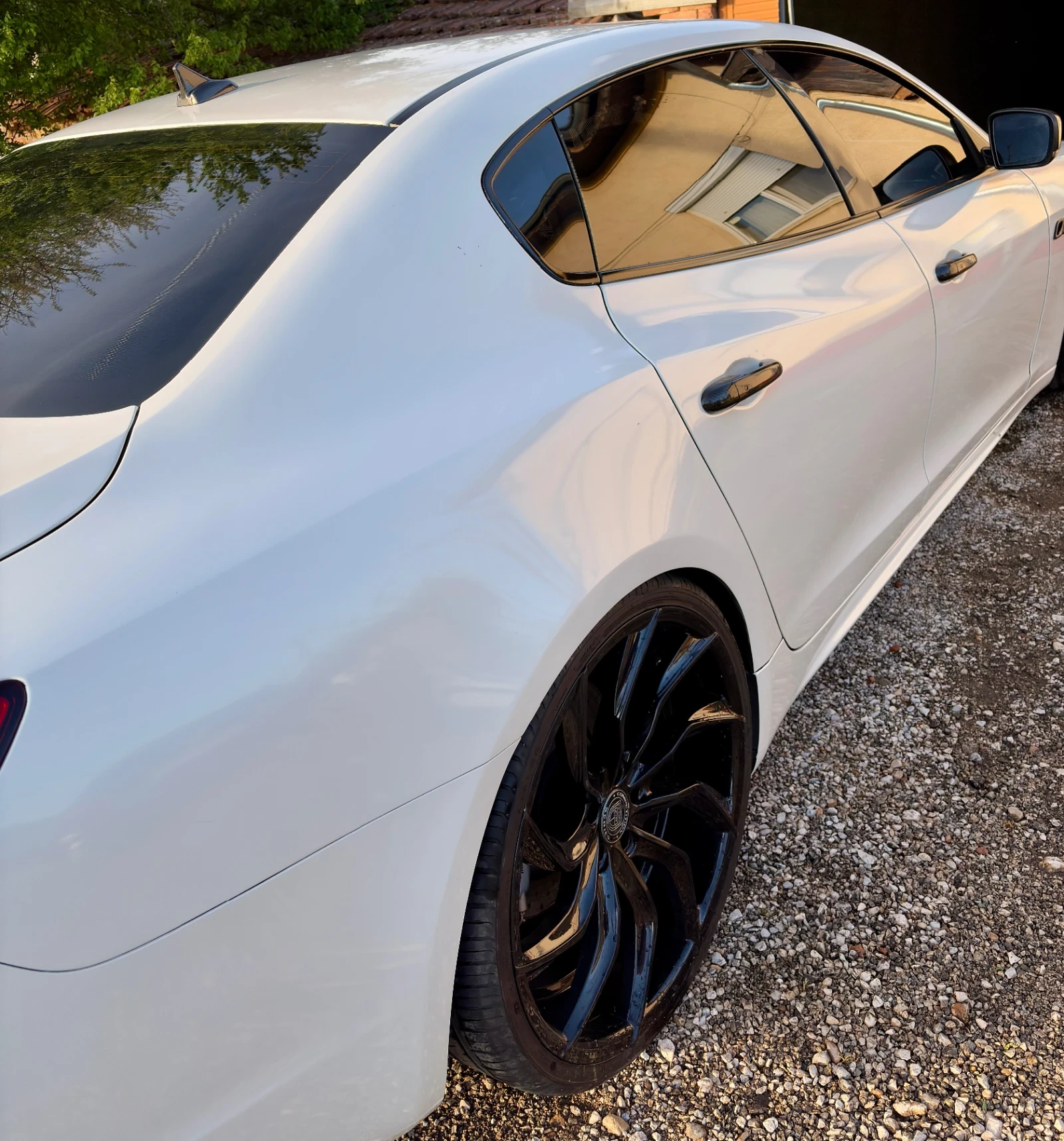 Maserati Quattroporte SQ4 КАРБОН БАРТЕР ЛИЗИНГ, снимка 4 - Автомобили и джипове - 54304917