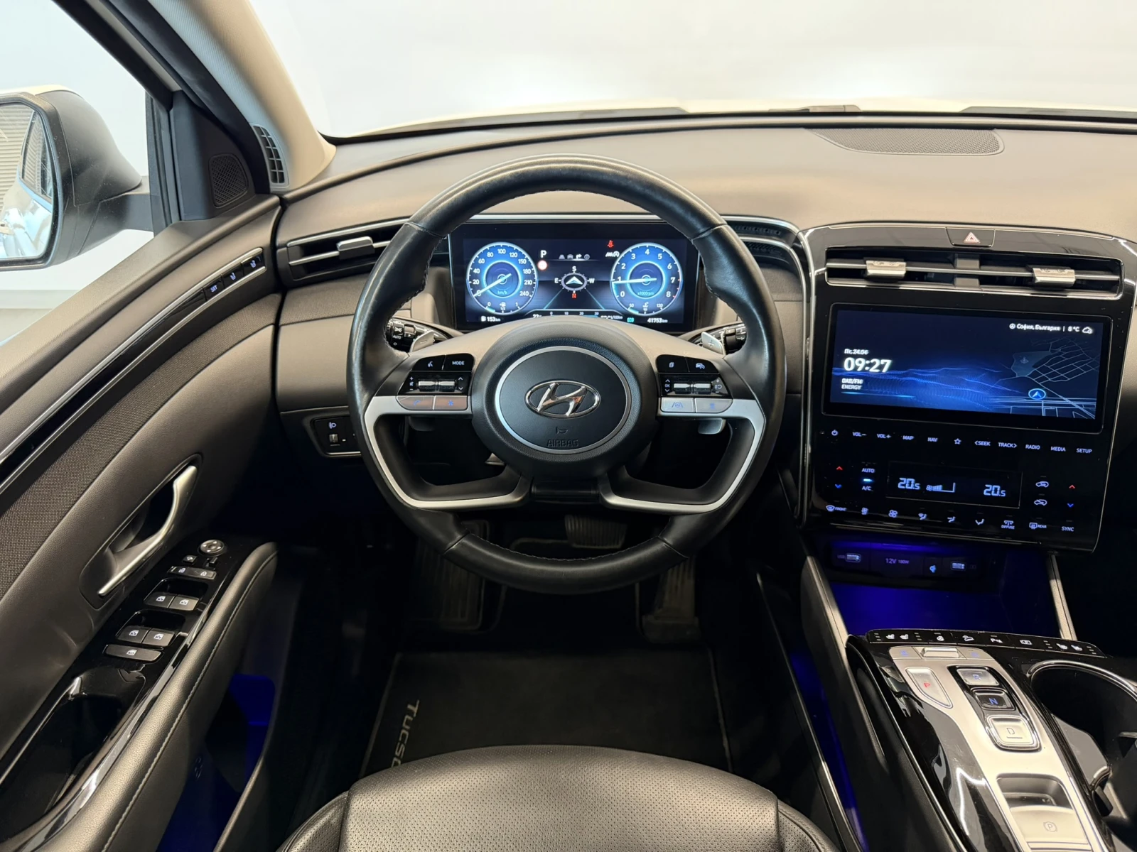 Hyundai Tucson SPECIAL AWD, снимка 11 - Автомобили и джипове - 54313204