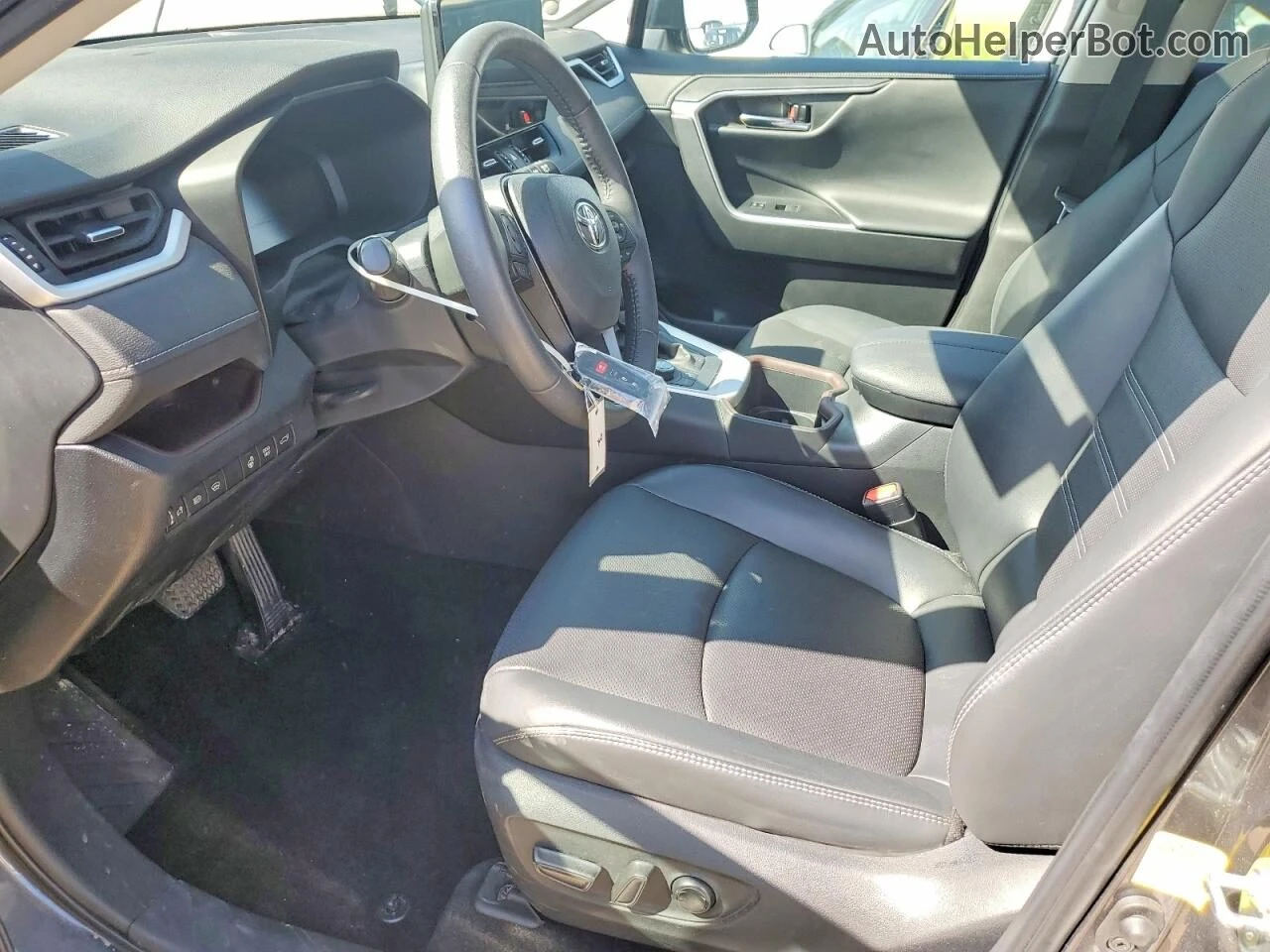 Toyota Rav4 LIMITED AWD* ОБДУХ* ПОДГРЕВ* JBL AUDIO* DIGITAL* , снимка 7 - Автомобили и джипове - 54766020