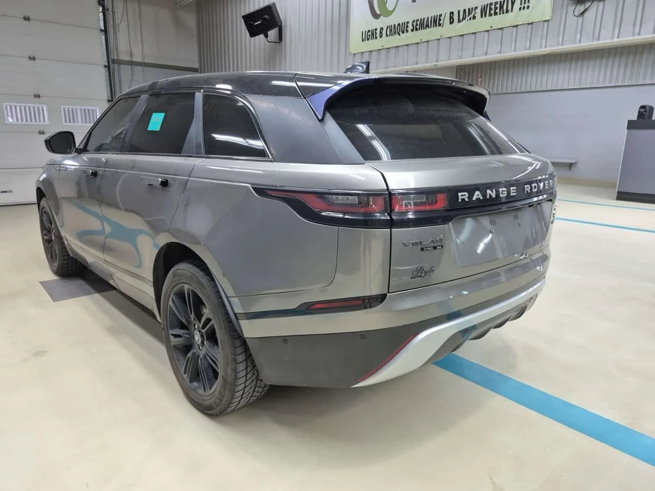 Land Rover Range Rover Velar R DYNAMIC SE| PANO| ПОДГРЕВИ| ПАМЕТ| , снимка 4 - Автомобили и джипове - 54790367