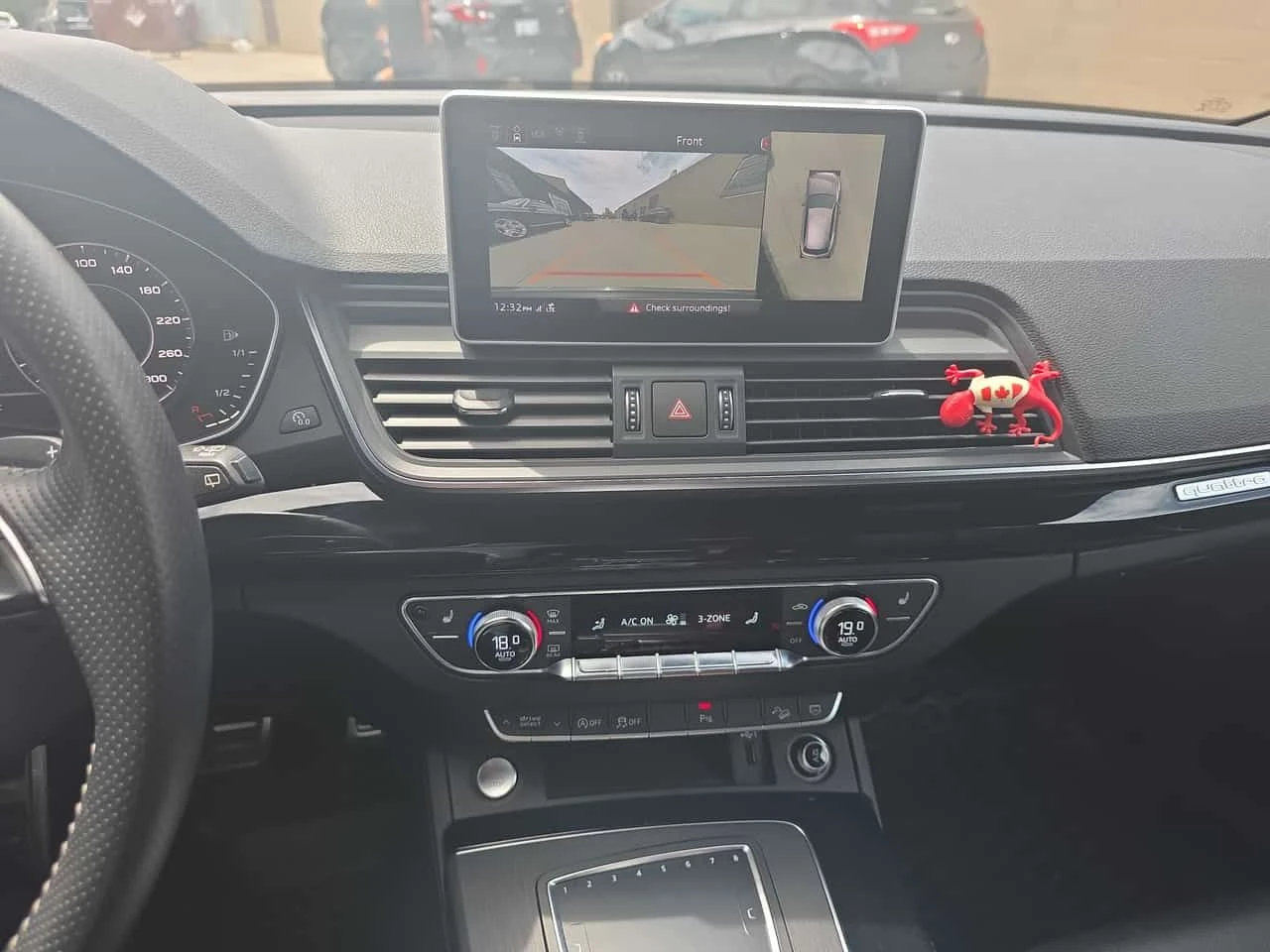 Audi Q5 | Technik | DISTRONIC | HUD | 360 | CARFAX | , снимка 9 - Автомобили и джипове - 54897891