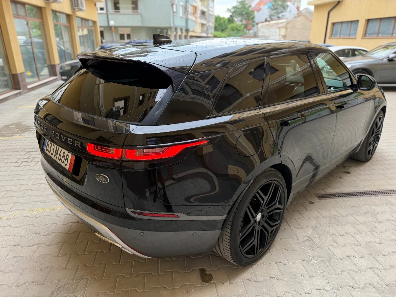 Land Rover Range Rover Velar * R-Dynamic* 3.0D* 22 цола* Уникат* , снимка 7 - Автомобили и джипове - 55021708