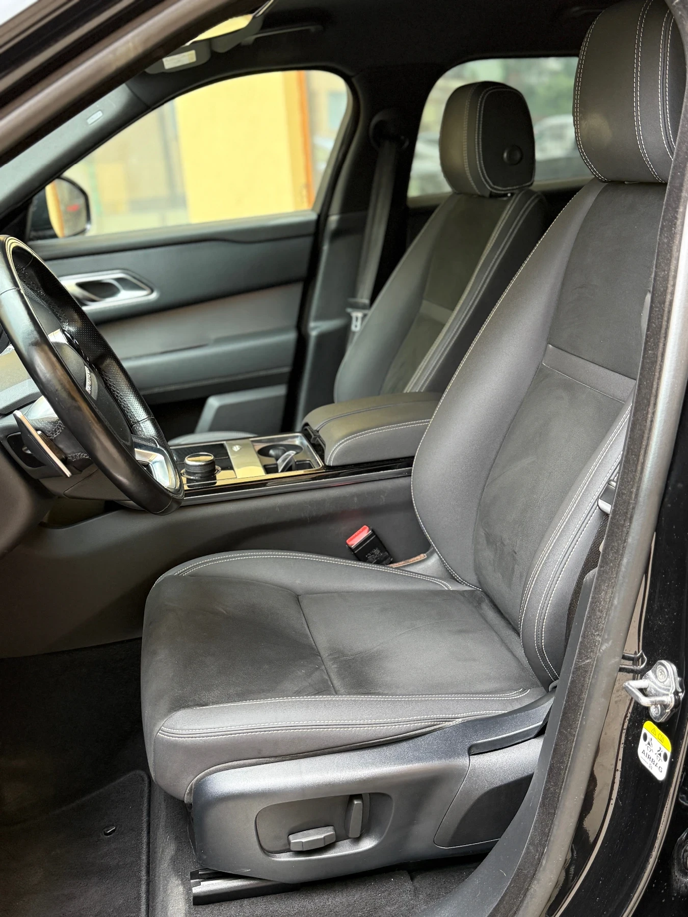 Land Rover Range Rover Velar * R-Dynamic* 3.0D* 22 цола* Уникат* , снимка 11 - Автомобили и джипове - 55021708