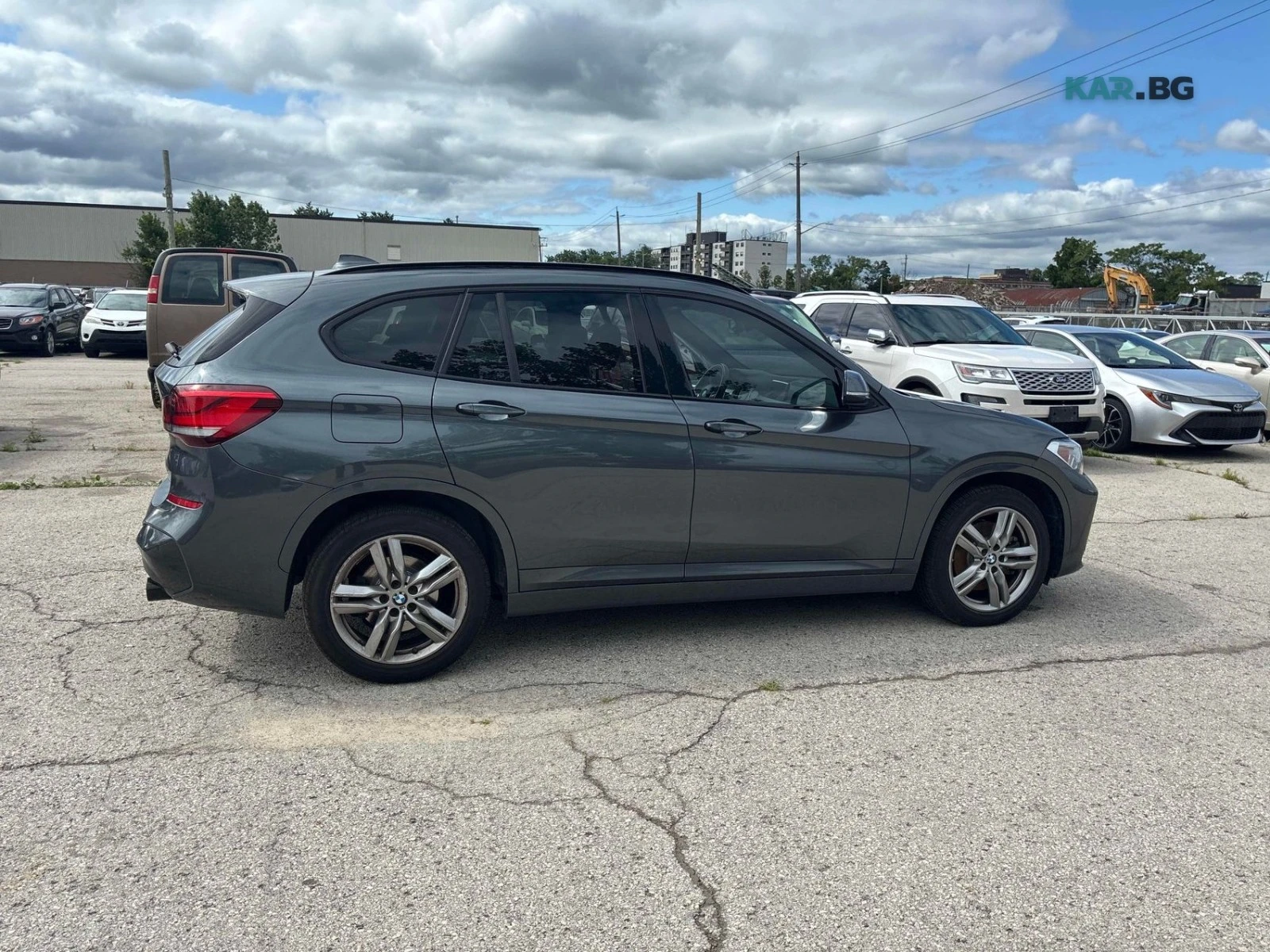 BMW X1 xDrive28i Автокредит Цена до България, снимка 2 - Автомобили и джипове - 55398055