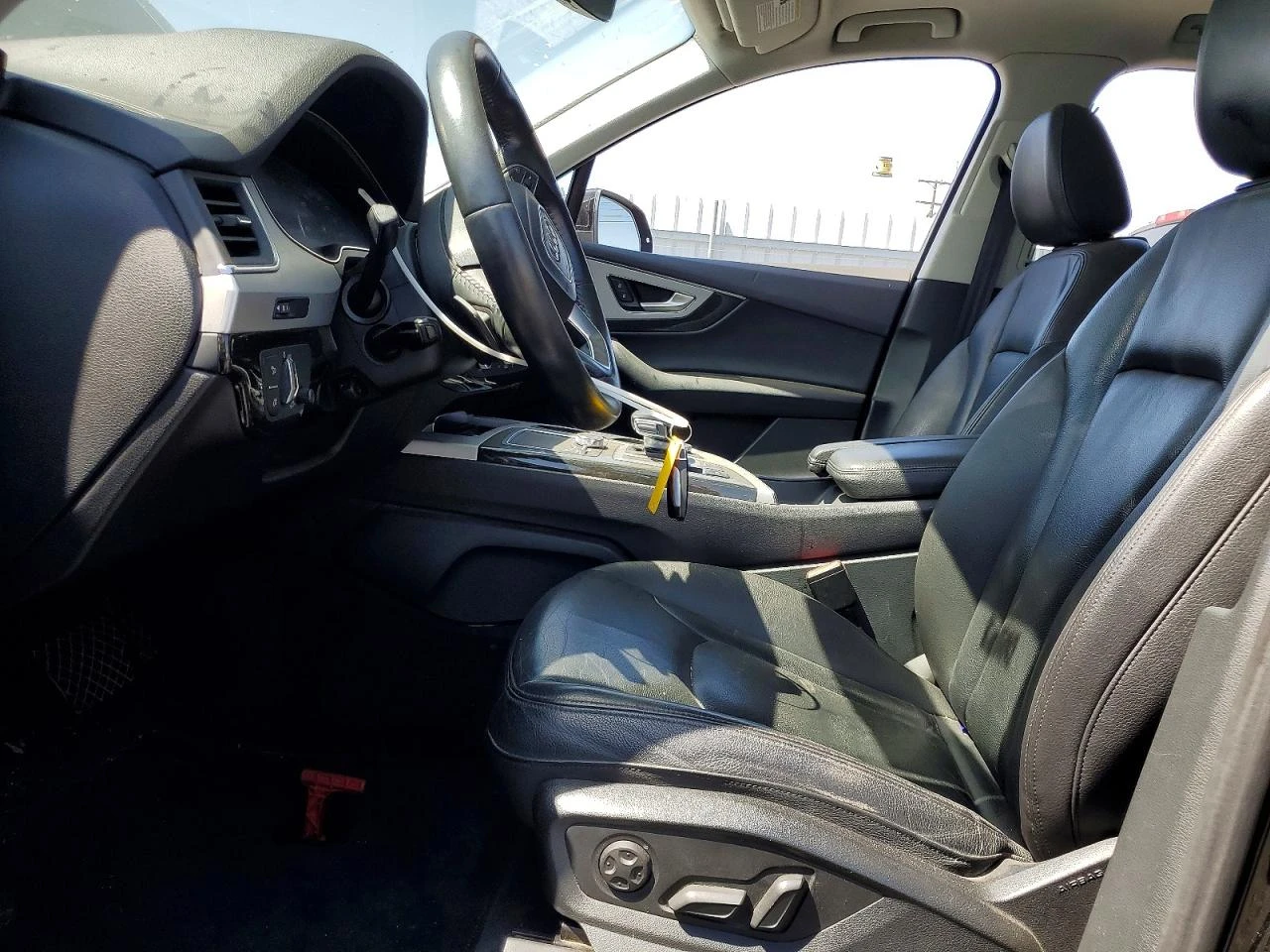 Audi Q7, снимка 2 - Автомобили и джипове - 55748944