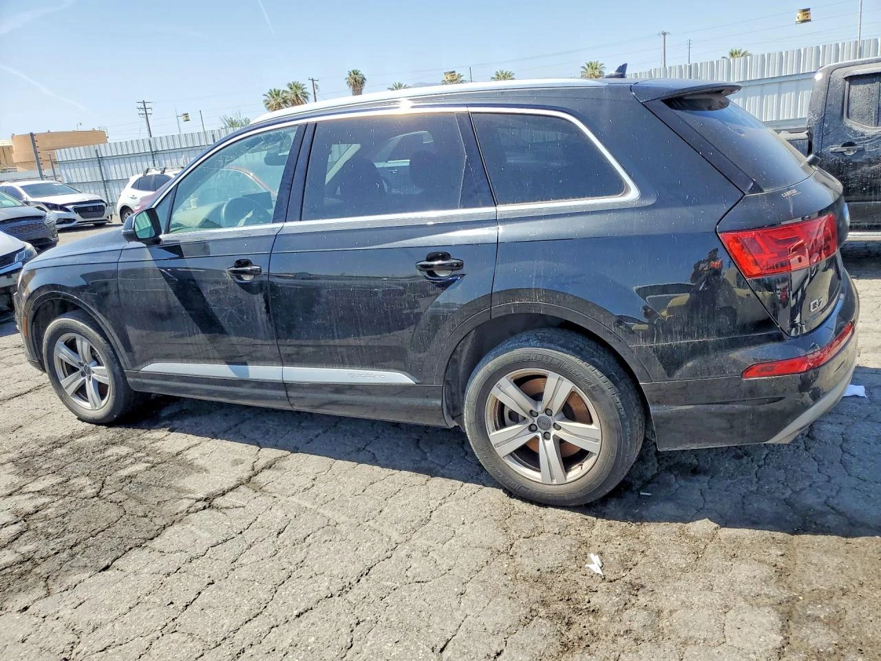 Audi Q7, снимка 7 - Автомобили и джипове - 55748944