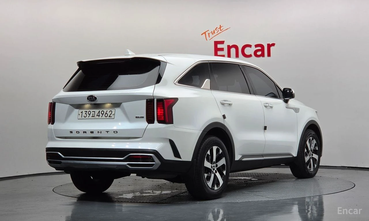 Kia Sorento 2.5T* ПОДГРЕВ* LANE* ASSIST* ДИСТРОНИК, снимка 2 - Автомобили и джипове - 55775861