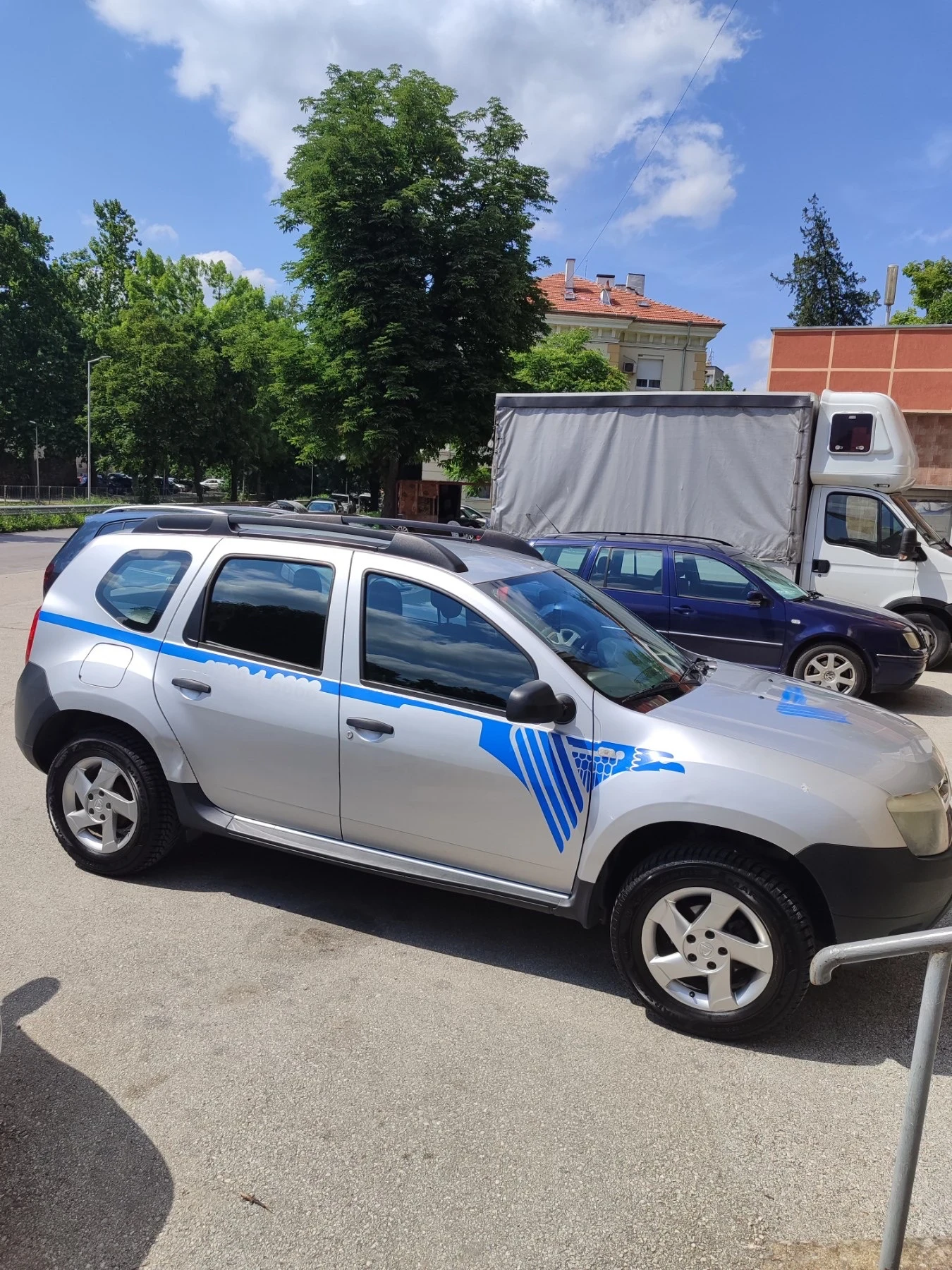 Dacia Duster Газова уредба, снимка 2 - Автомобили и джипове - 56067450