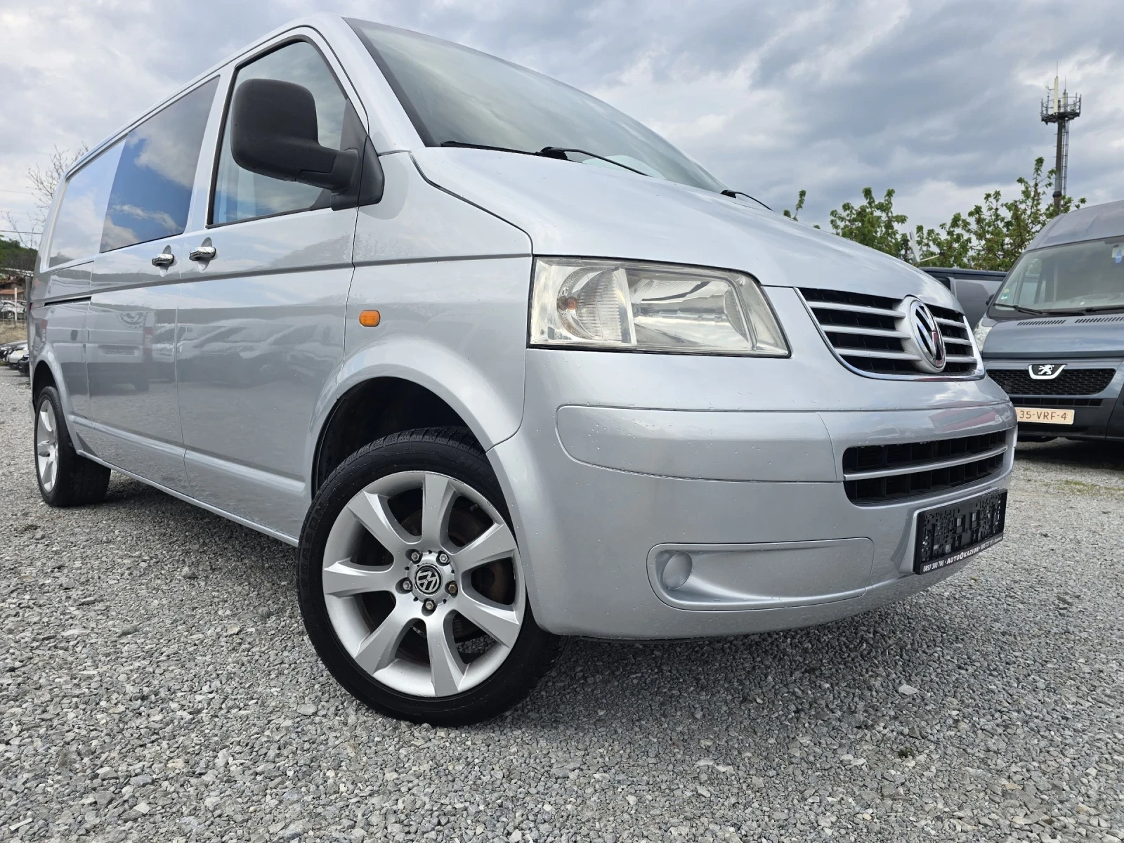 VW Transporter 2.5TDI 5+ 1 АВТОМАТИК  - изображение 3