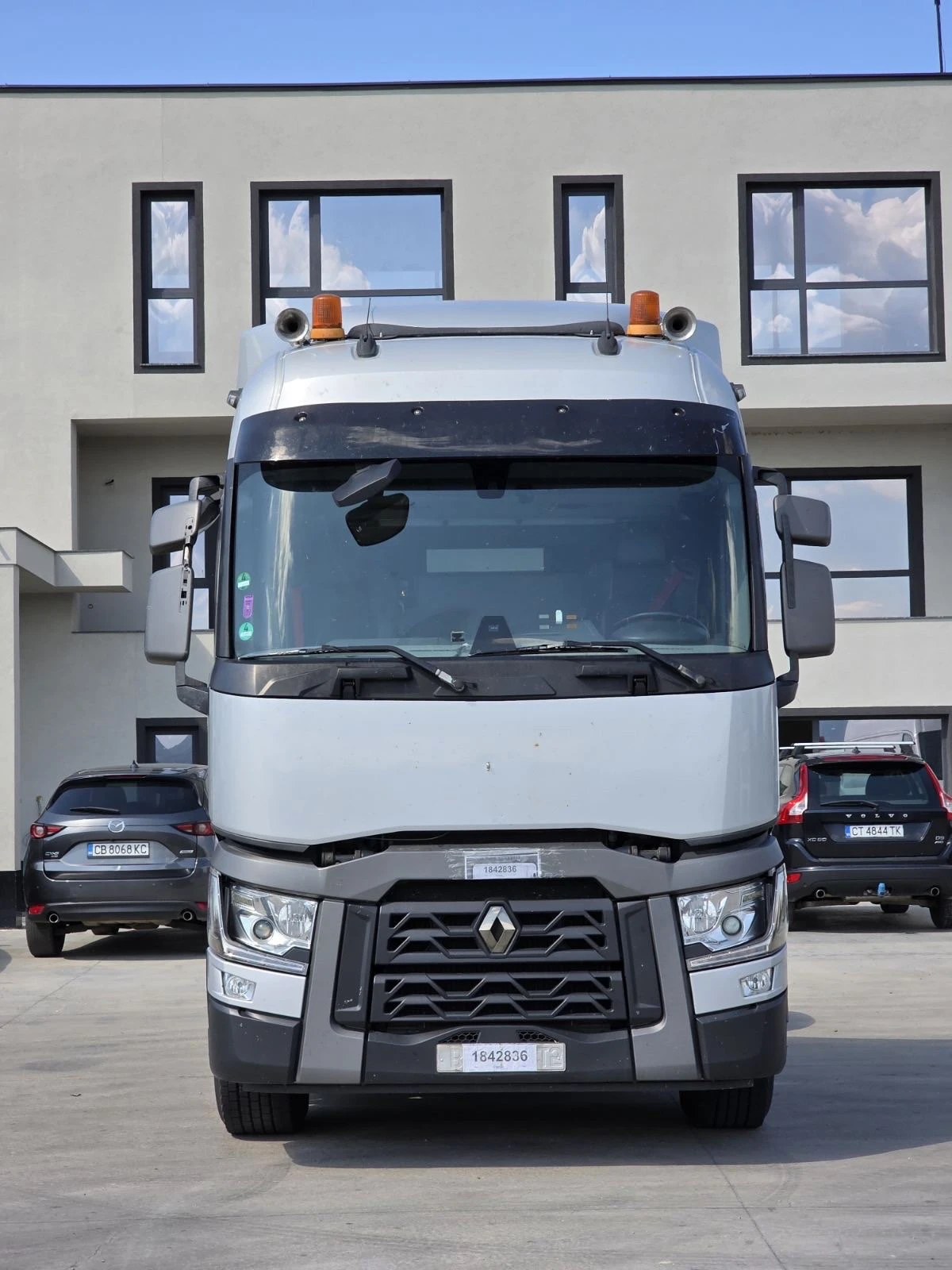 Renault T  - изображение 4