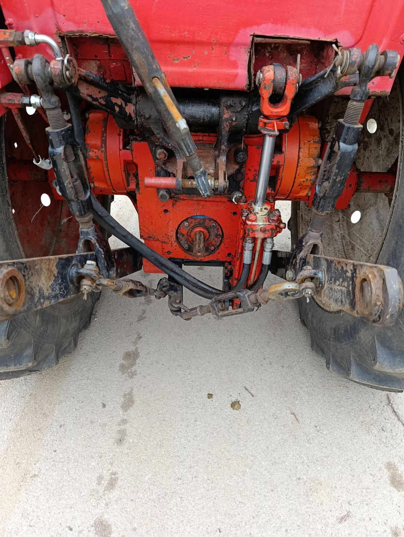 Трактор ЮМЗ, снимка 4 - Селскостопанска техника - 54028192