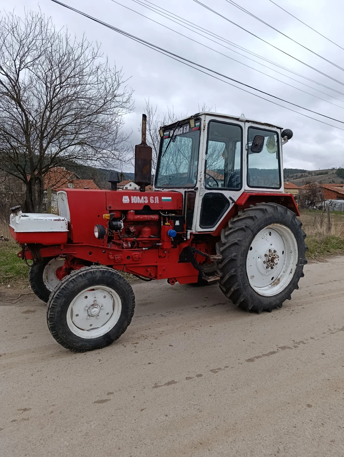 Трактор ЮМЗ