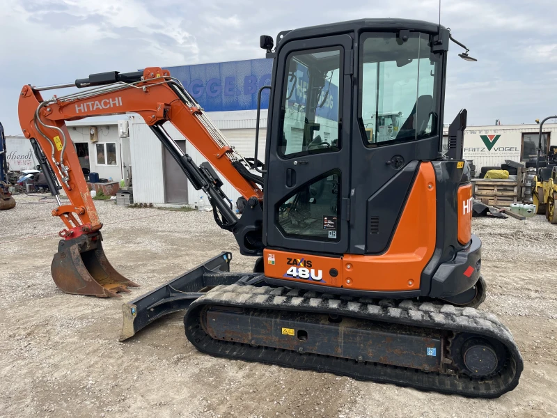 Багер Hitachi ZX48 U-6, снимка 5 - Индустриална техника - 49918186