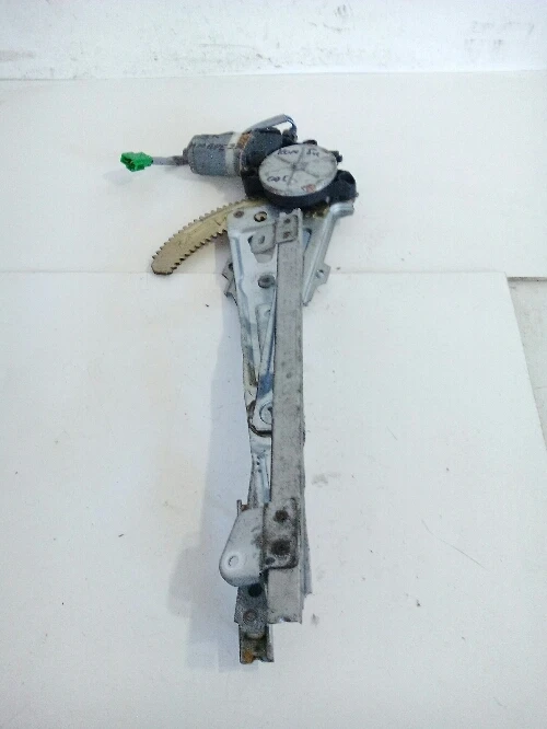 Ел.машинка стъкло задна дясна Субару Импреза комби,стъклоповдигач