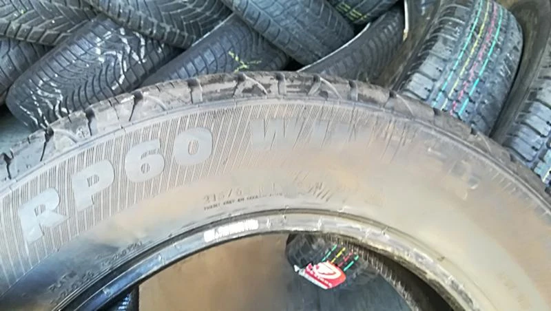 Гуми Зимни 215/65R16, снимка 6 - Гуми и джанти - 25608496