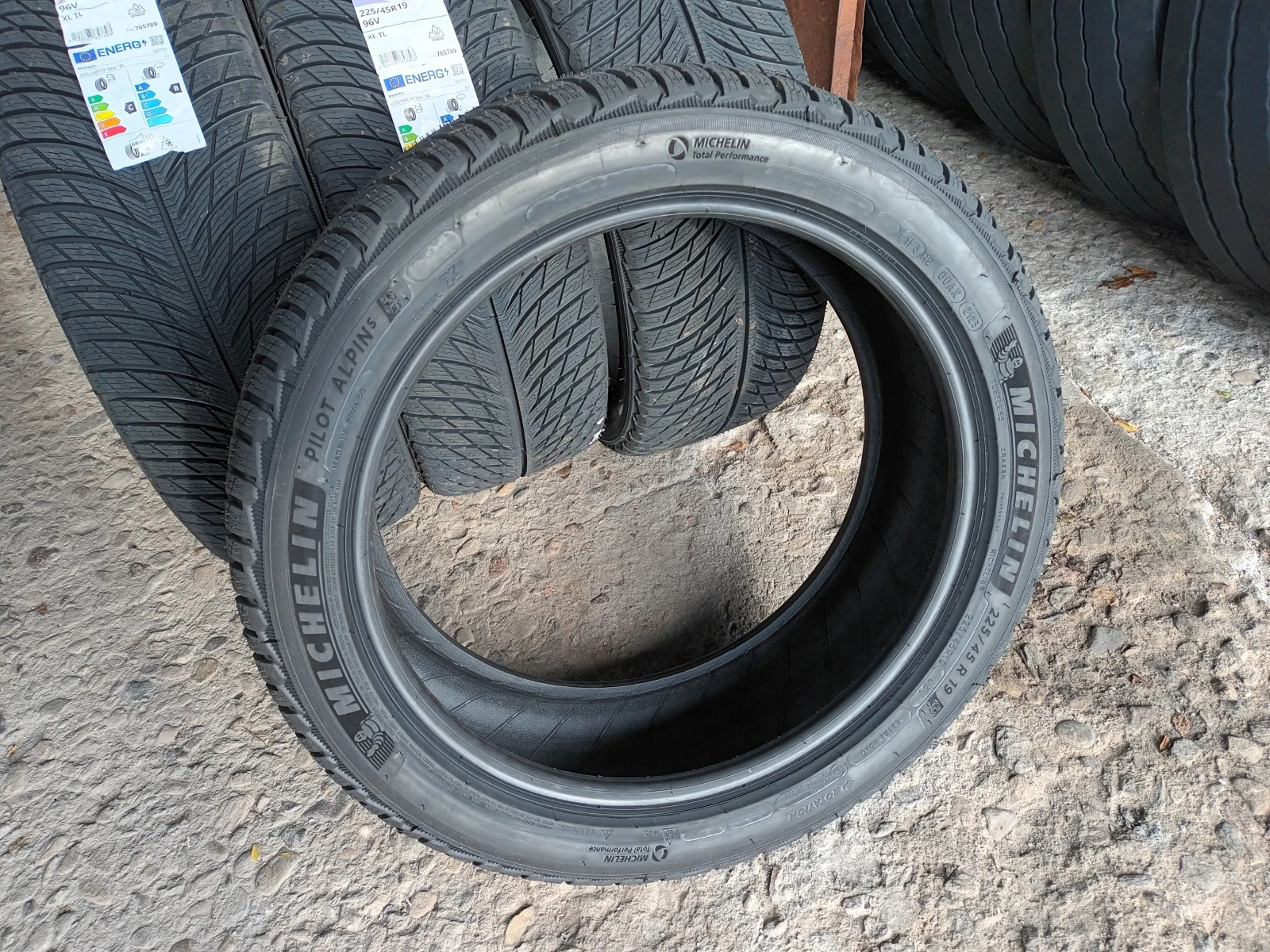  225/45R19 | Mobile.bg   5