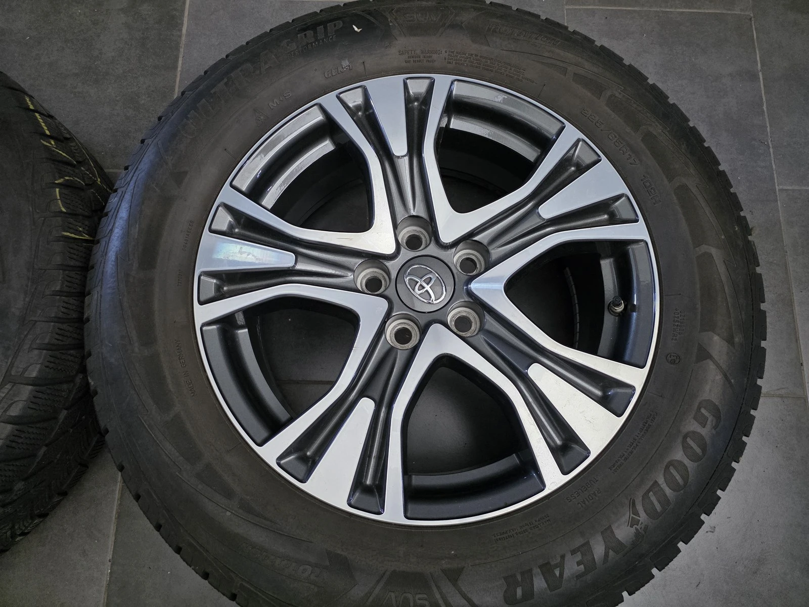 Джанти за Toyota, снимка 2 - Гуми и джанти - 56688253