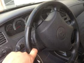 Hyundai Elantra 2.0i 16V, снимка 4