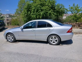 Mercedes-Benz C 220, снимка 9