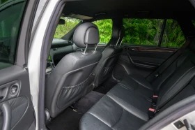 Mercedes-Benz C 320 4Matic Gaz, снимка 13