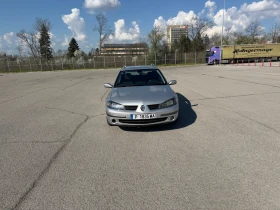 Renault Laguna 2.2dci/6-скорости/КЛИМАТИК/ТОП СЪСТОЯНИЕ!!!, снимка 2