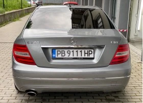 Mercedes-Benz C 220 FULL Екстри, снимка 6