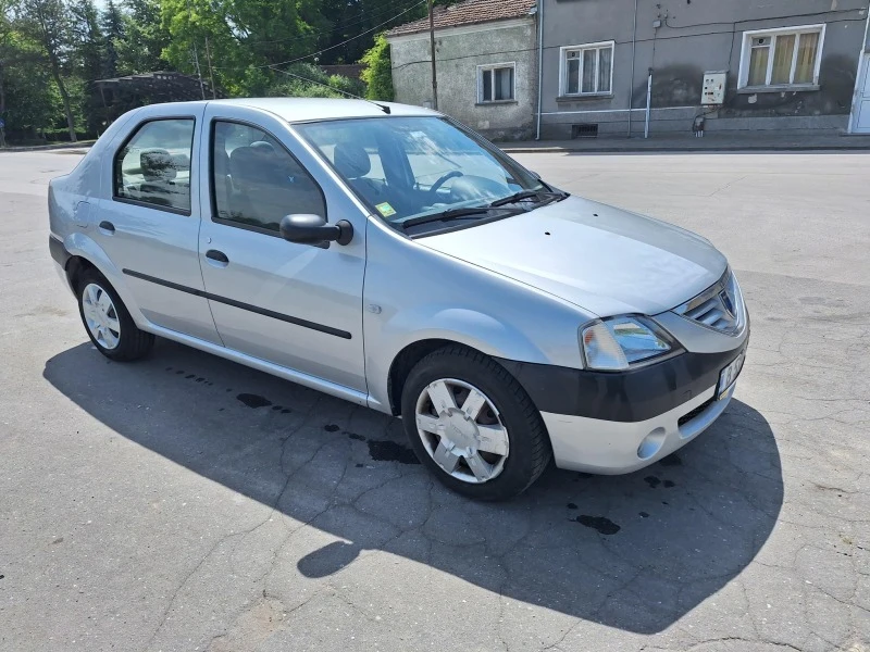 Dacia Logan, снимка 4 - Автомобили и джипове - 47093677