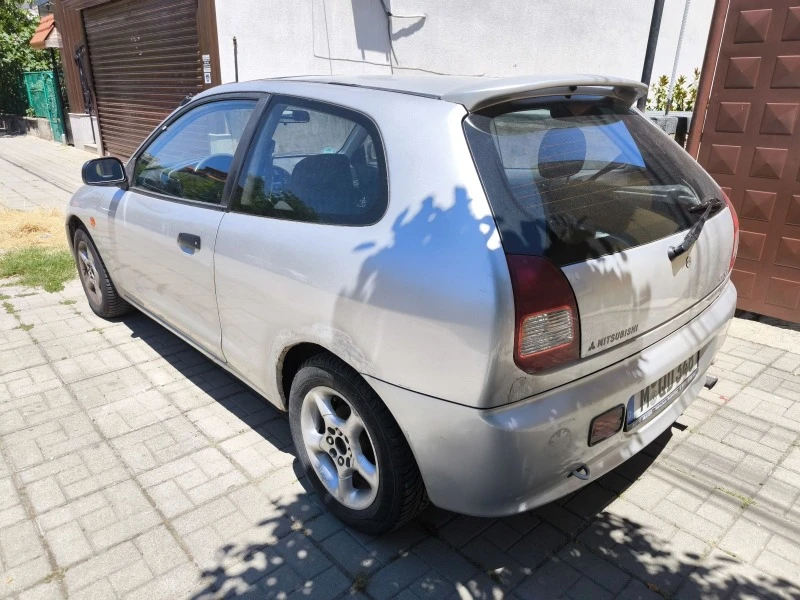 Mitsubishi Colt 1.6 GLX автоматик, снимка 3 - Автомобили и джипове - 46510324