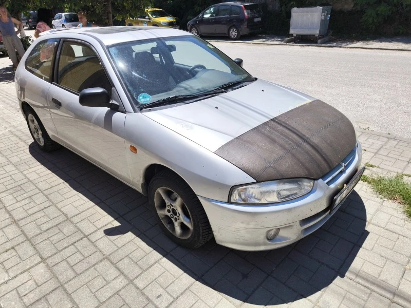 Mitsubishi Colt 1.6 GLX автоматик, снимка 2 - Автомобили и джипове - 46510324