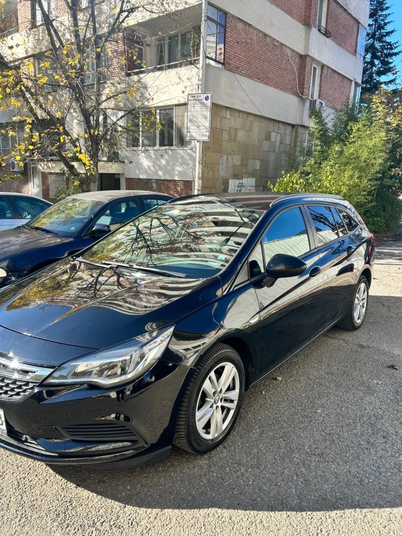 Opel Astra Комби, снимка 3 - Автомобили и джипове - 48361928