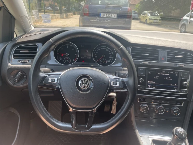 VW Golf 1.6TDI, снимка 9 - Автомобили и джипове - 50942472