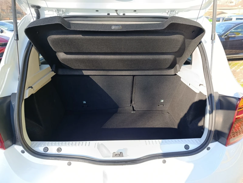 Dacia Sandero 74 hp N1, снимка 12 - Автомобили и джипове - 52226409