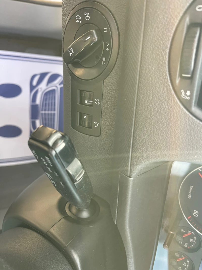 VW Caddy 1.9TDI, снимка 17 - Автомобили и джипове - 52385277