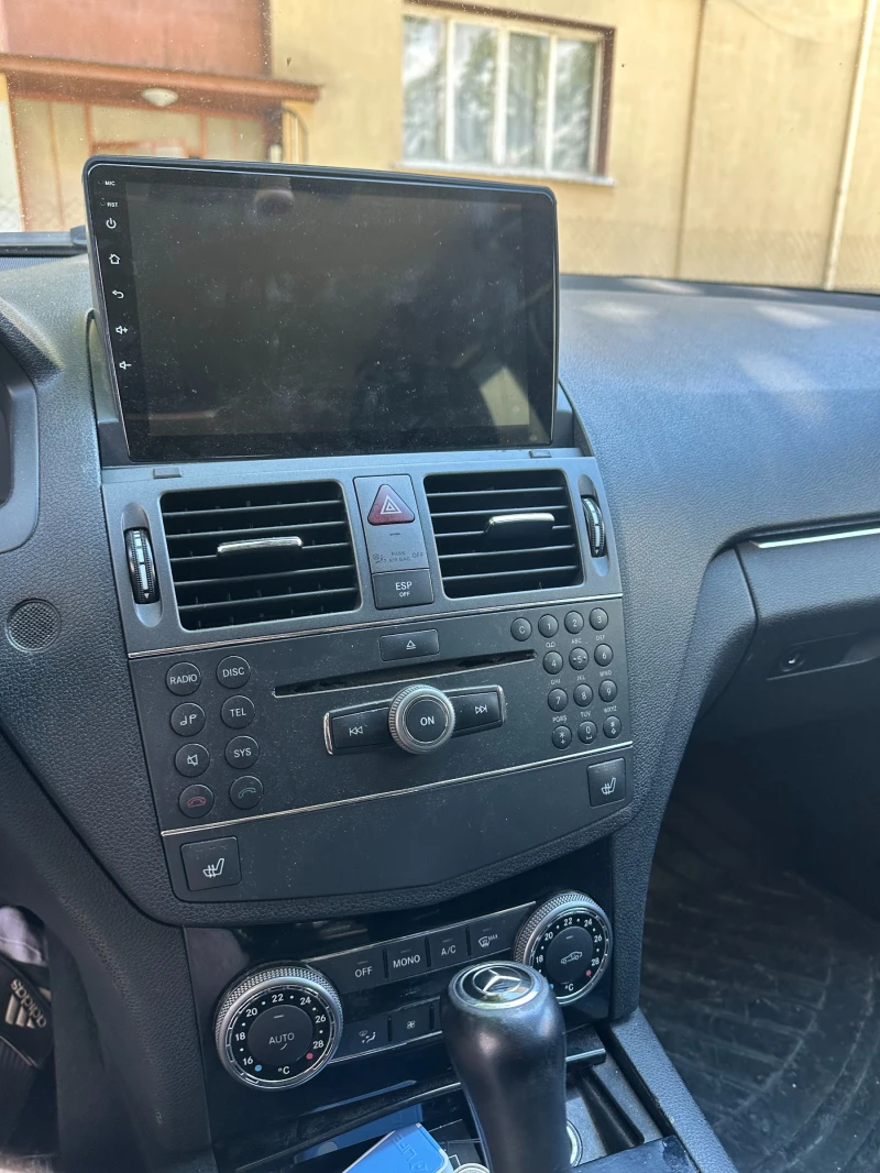 Mercedes-Benz C 220 220, снимка 8 - Автомобили и джипове - 52391601