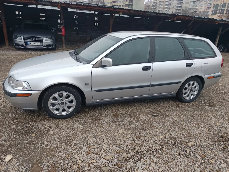 Volvo V40 1, 9 d 115hp, снимка 6 - Автомобили и джипове - 52822982