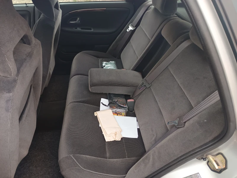 Volvo V40 1, 9 d 115hp, снимка 15 - Автомобили и джипове - 52822982