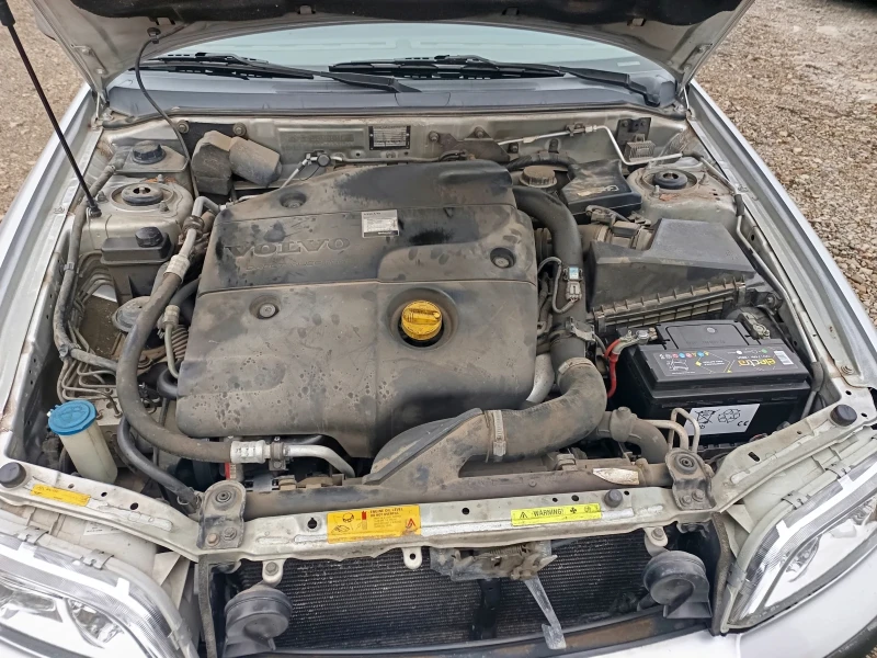 Volvo V40 1, 9 d 115hp, снимка 11 - Автомобили и джипове - 52822982