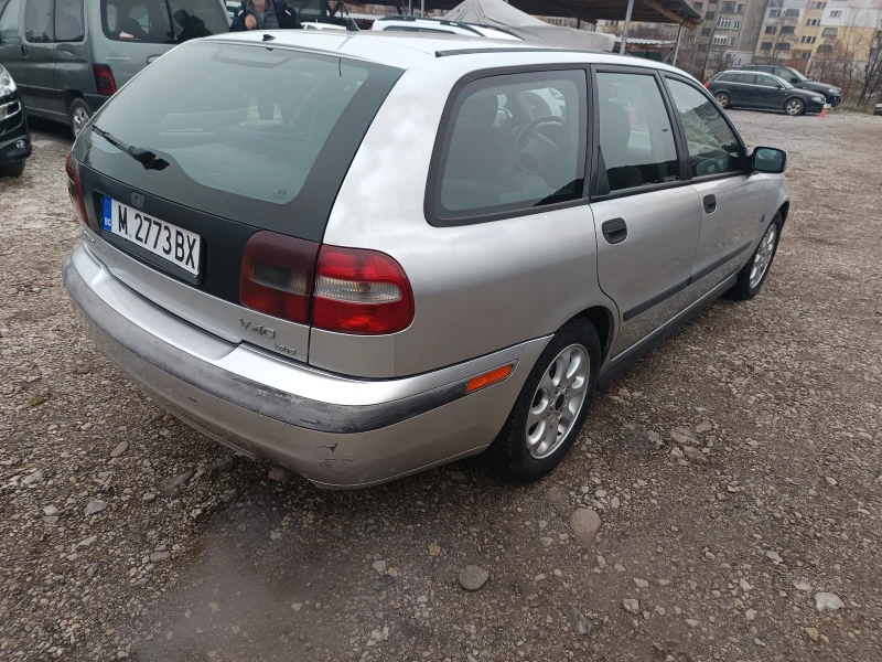 Volvo V40 1, 9 d 115hp, снимка 4 - Автомобили и джипове - 52822982