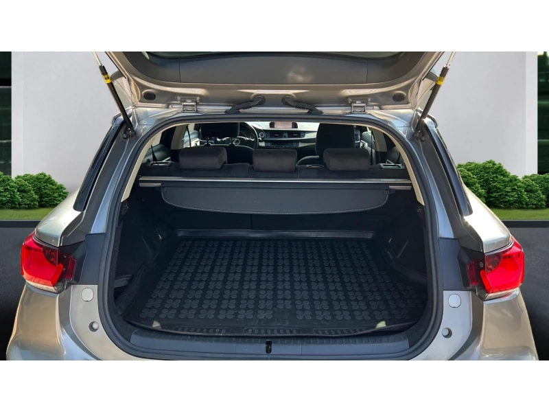 Lexus CT 200h Месечна вноска от 643 лв., снимка 10 - Автомобили и джипове - 52822116