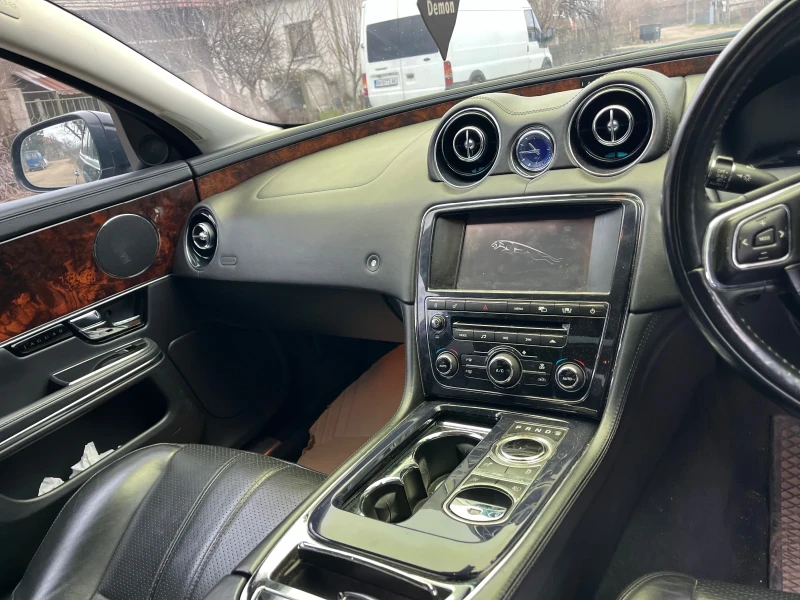 Jaguar Xj XJL, снимка 10 - Автомобили и джипове - 53032570